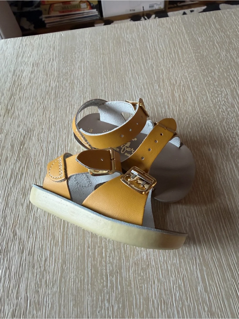 Saltwater Sandals Sun-San Yellow size 3 NWOT